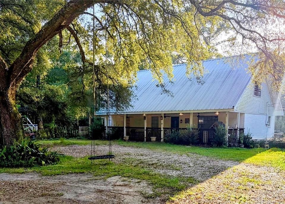 1st image of 77137 Green Valley Rd