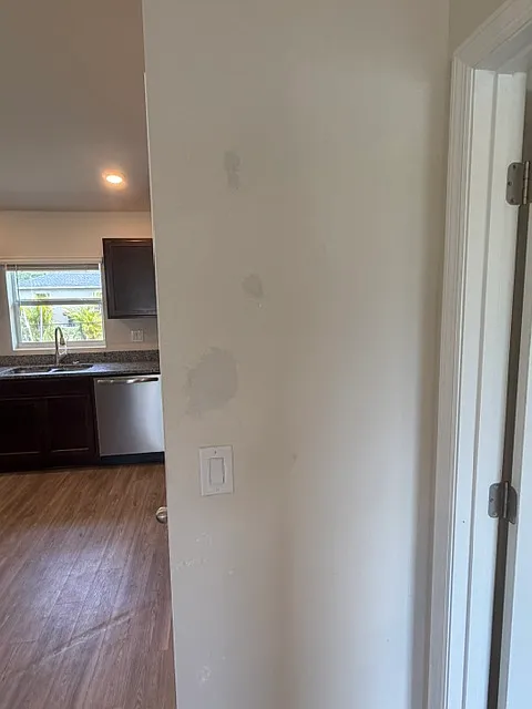 4 bed, 1617 sqft, $2,200 — Photo 2