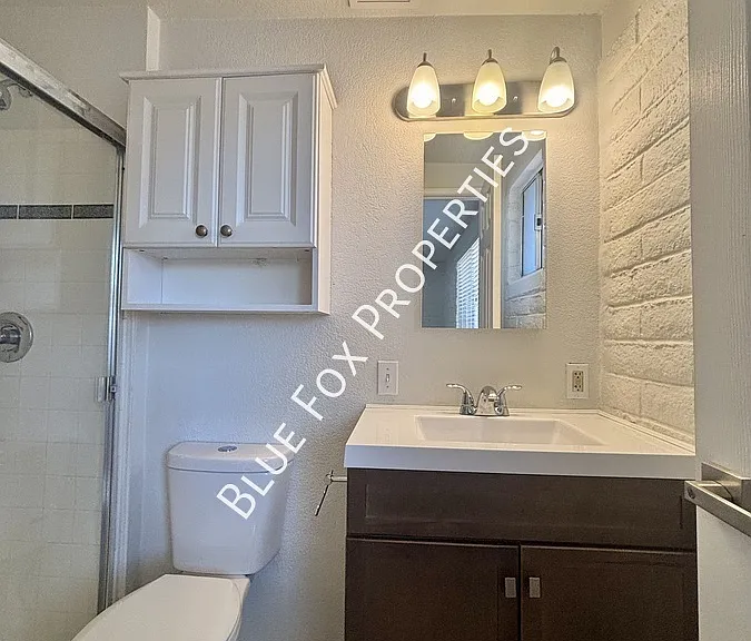 2780 W Via Del Santo — Photo 16