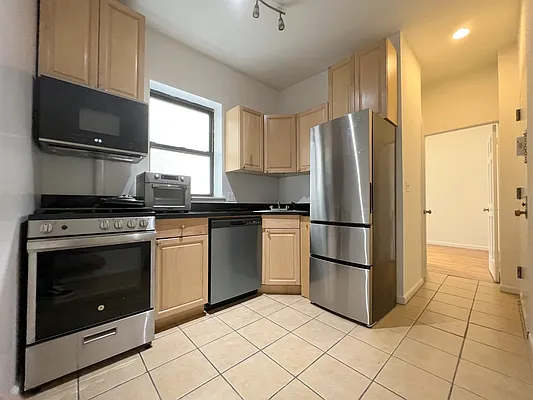 Rented by Oxford Property Group | media 1