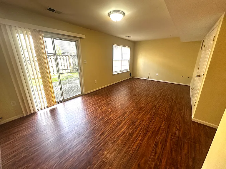 12921 Woodcutter Cir — Photo 10