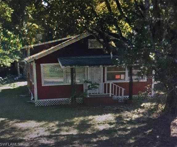 1st image of 3838 Desoto Ave