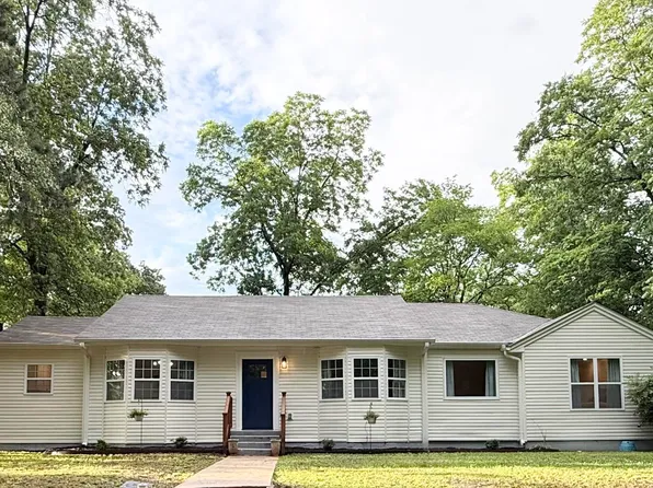 450 Dawson St SW, Hartselle, AL 35640