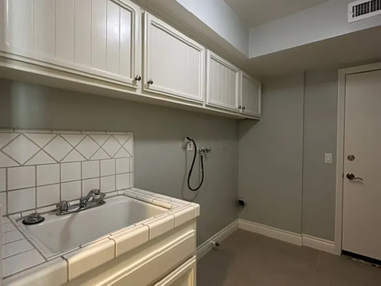 1635 Larkfield Ave — Photo 27