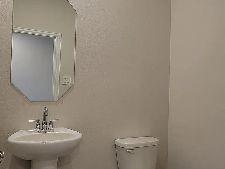 2371 Aspen Hill Dr — Photo 10