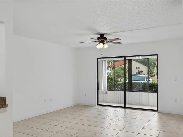 5735 Gardens Dr #5735 — Photo 18