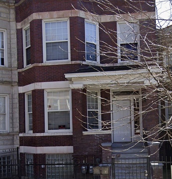 1st image of 3917 W Van Buren St #2