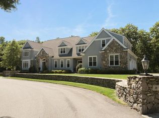 2 Stone Bridge Ln, Milton, MA 02186
