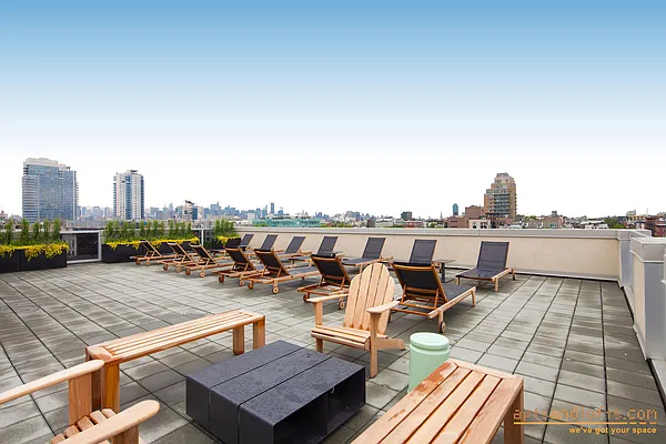 Rented by aptsandlofts.com | media 9