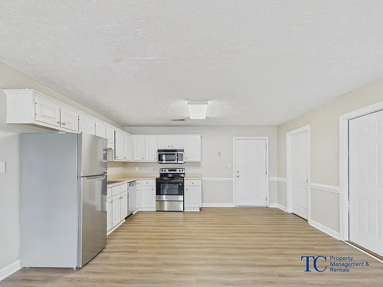 287 Foxworth Dr — Photo 16