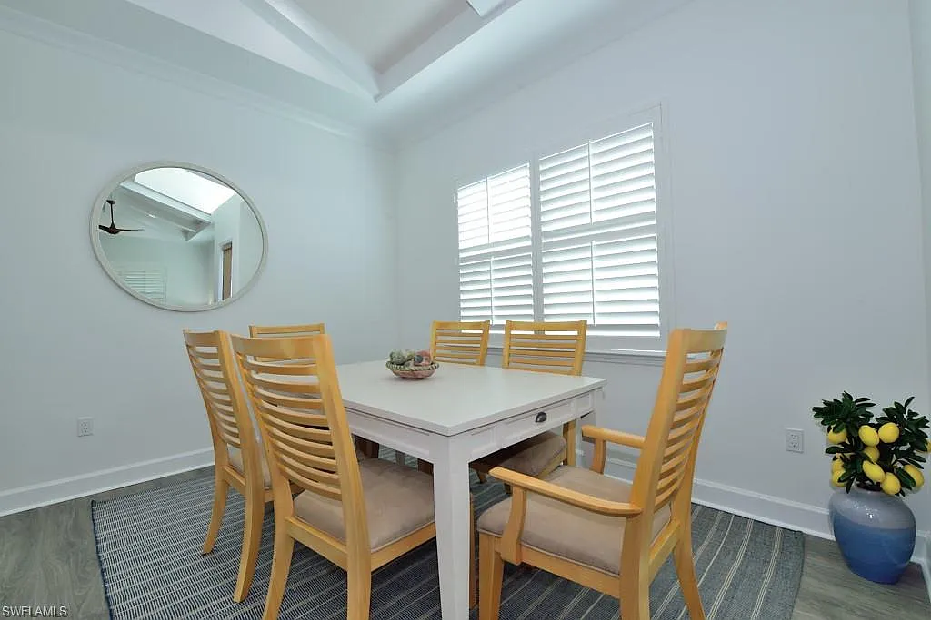 2 bed, 2.0 bath, 1476 sqft, $6,500 — Photo 3