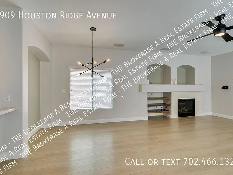 8909 Houston Ridge Ave — Photo 15