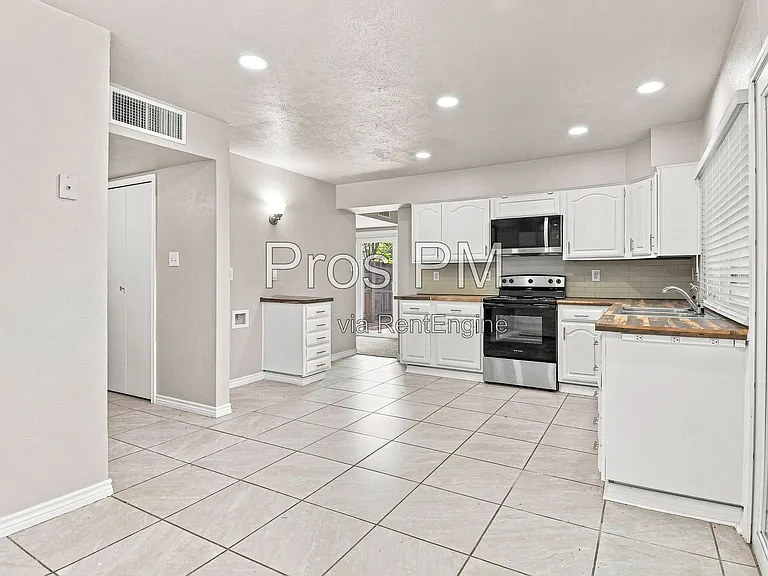 5281 Reed Dr — Photo 5