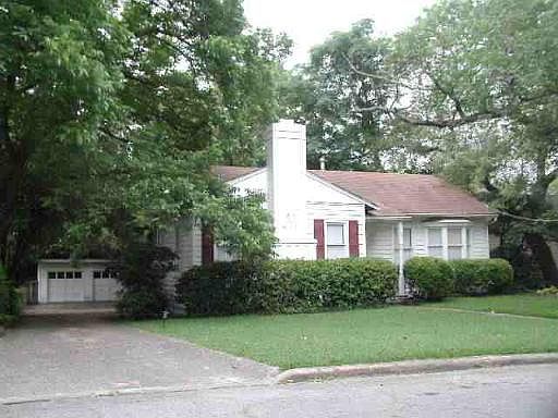 1st image of 304 ALBANY AVE