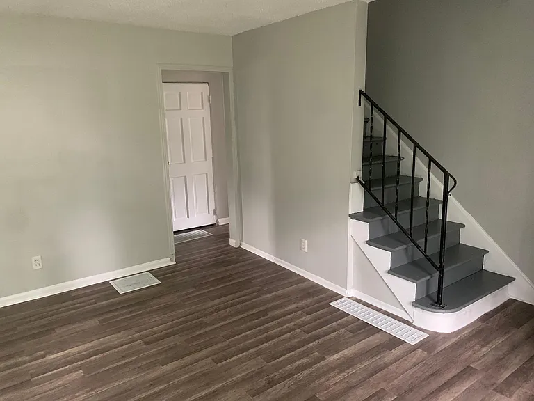 1805 Marston Rd — Photo 5