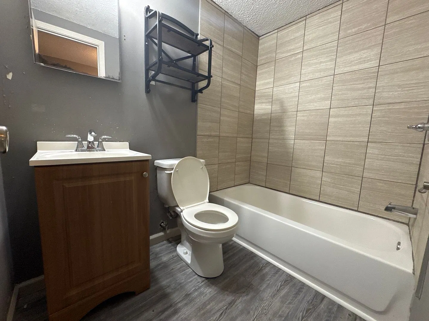100 Brookside Drive — Photo 4