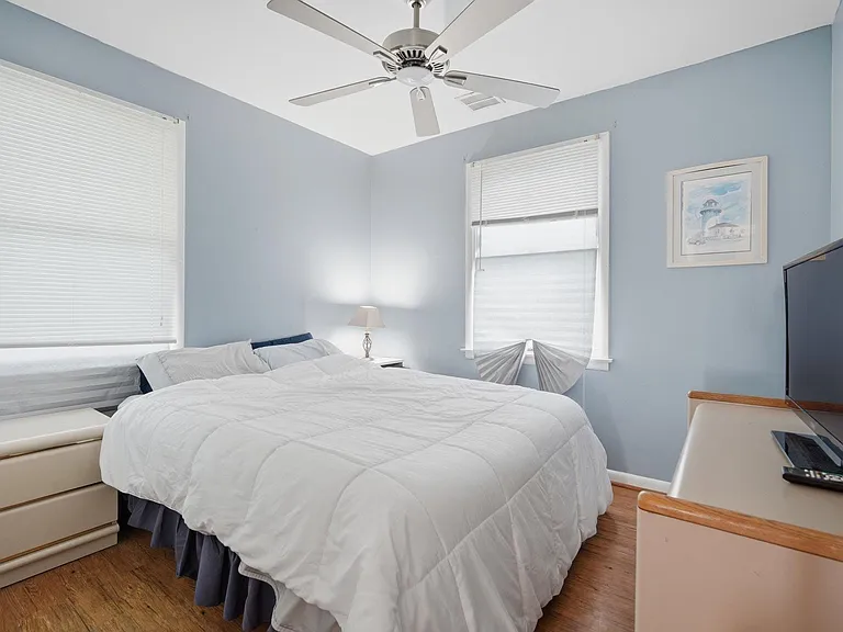 205 North St #10 — Photo 16