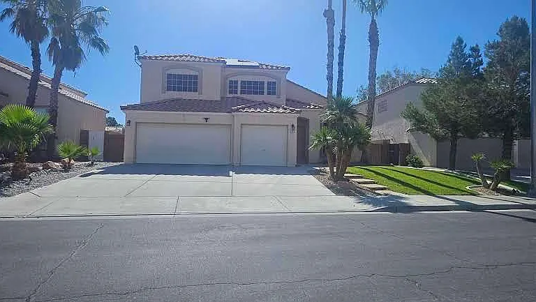 5316 Bright Sun Ct — Photo 2
