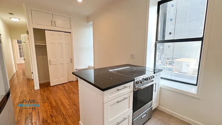 Rented by Brighton Management | media 4