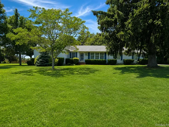 1765 Delmar Drive, Laurel, NY 11948
