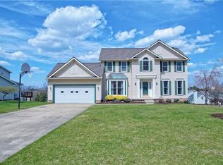 2395 White Marsh Dr, Twinsburg, OH 44087