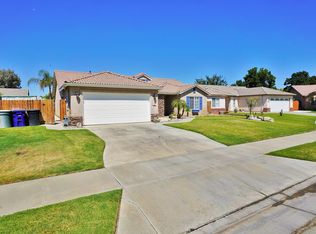 661 Sandcastle Ave, Lemoore, CA 93245