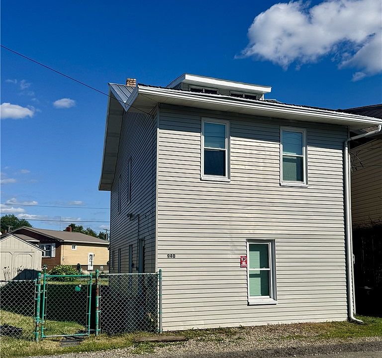 1st image of 940 Orchard St