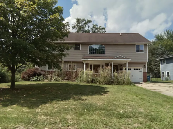 748 Cambridge Dr, Battle Creek, MI 49015
