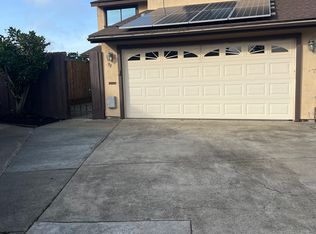 90 Saint James Ct, Daly City, CA 94015