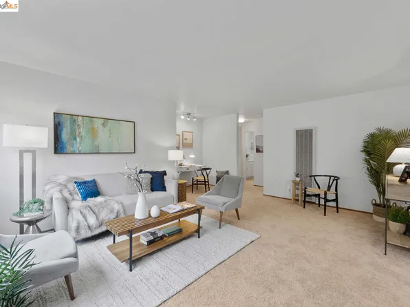 1120 Hollywood Ave APT 3, Oakland, CA 94602
