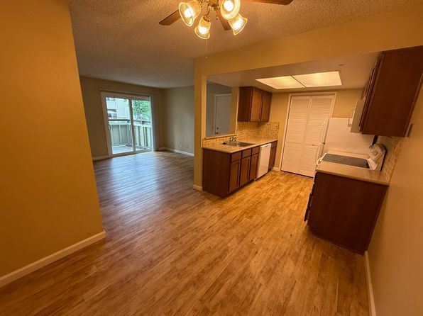 555 Patriot Blvd #157