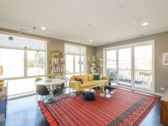 3rd image of 5 N Oakley Ave #201