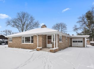 237 S Rosedale Ave, Aurora, IL 60506