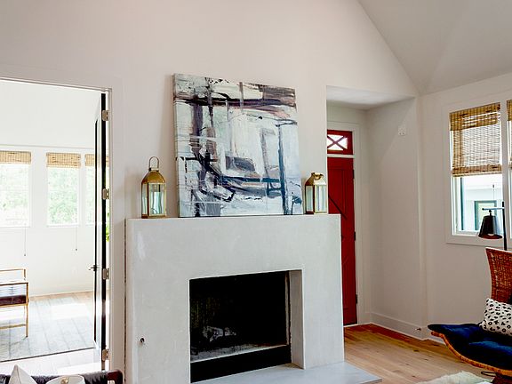 4th image of 115 Breakspear Ln