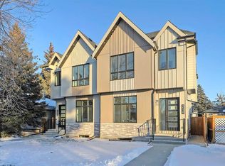 3538 W 43rd St SW, Calgary, AB T3E3P6