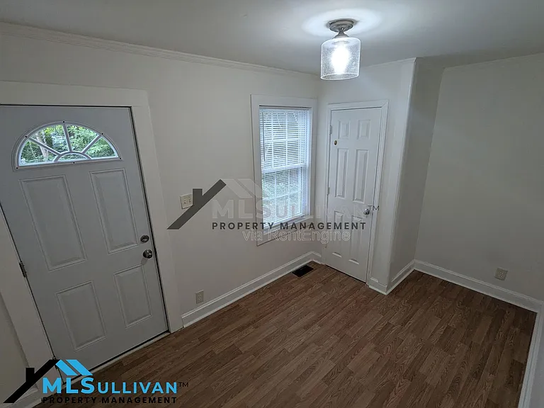 609 N Elizabeth St #1 — Photo 3