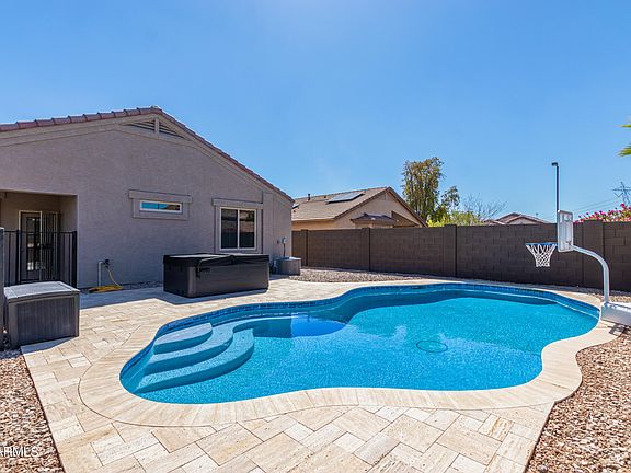 3rd image of 29872 W BRINDLEY Avenue