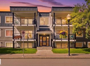 Westmount Manor_124 St, Edmonton, AB T5M 0J4