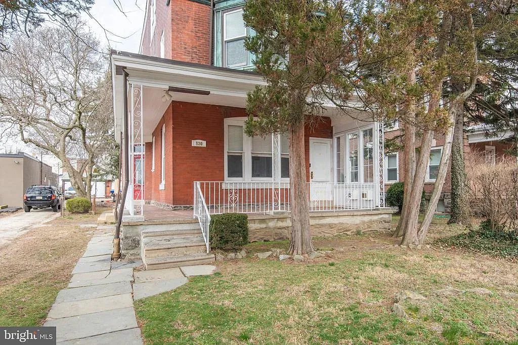 1 bed, 900 sqft, $1,500 — Photo 2
