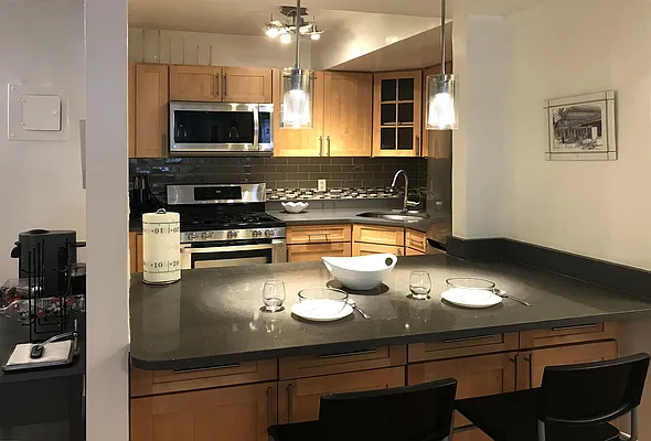 Sold by Winzone Realty Inc | media 3