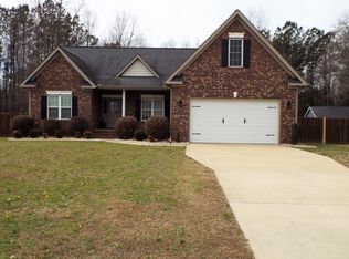 121 Laurel Dr, Pikeville, NC 27863