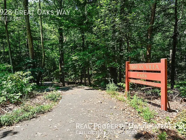 9928 Great Oaks Way — Photo 48