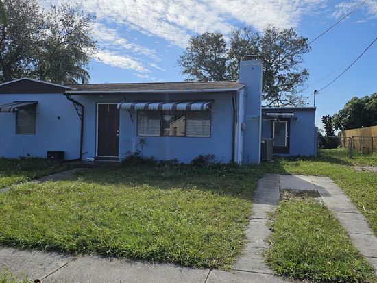 916 Troy Boulevard, West Palm Beach, FL 33409