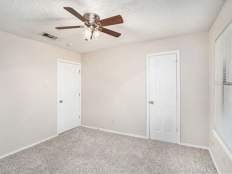 3301 Aurora St #D — Photo 20