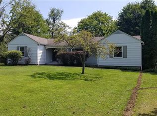 199 Warner Rd, Hubbard, OH 44425