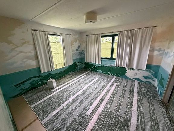 4th image of 31596 Dogwood Ct