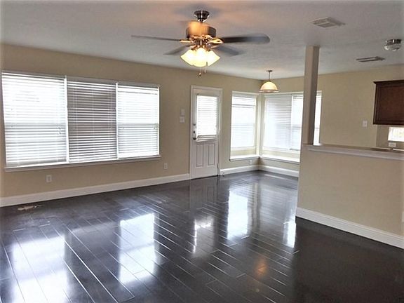 4th image of 1411 Orchid Dr