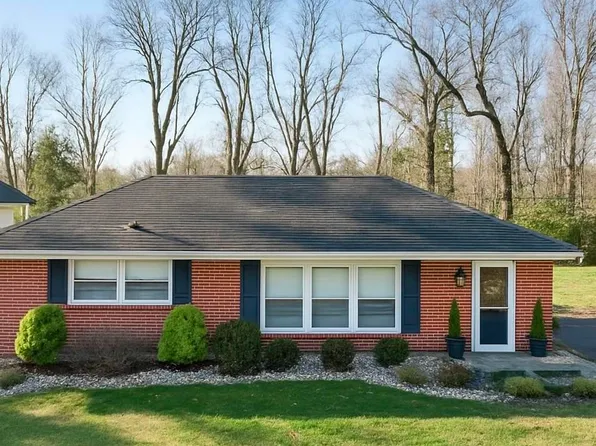 311 Summit Dr, Campbellsville, KY 42718