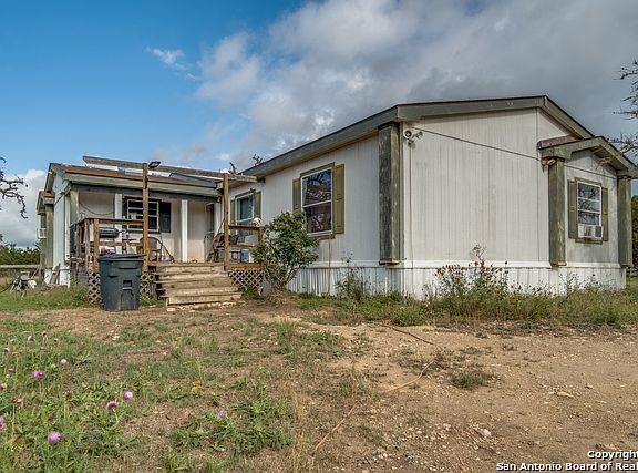 4th image of 378 Betsy Dr