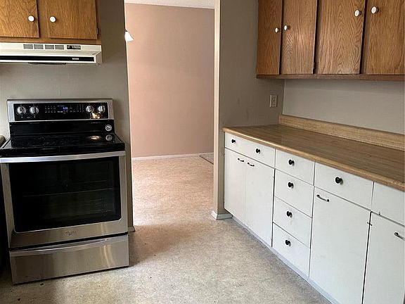 3rd image of 3130 Hargrove Ln